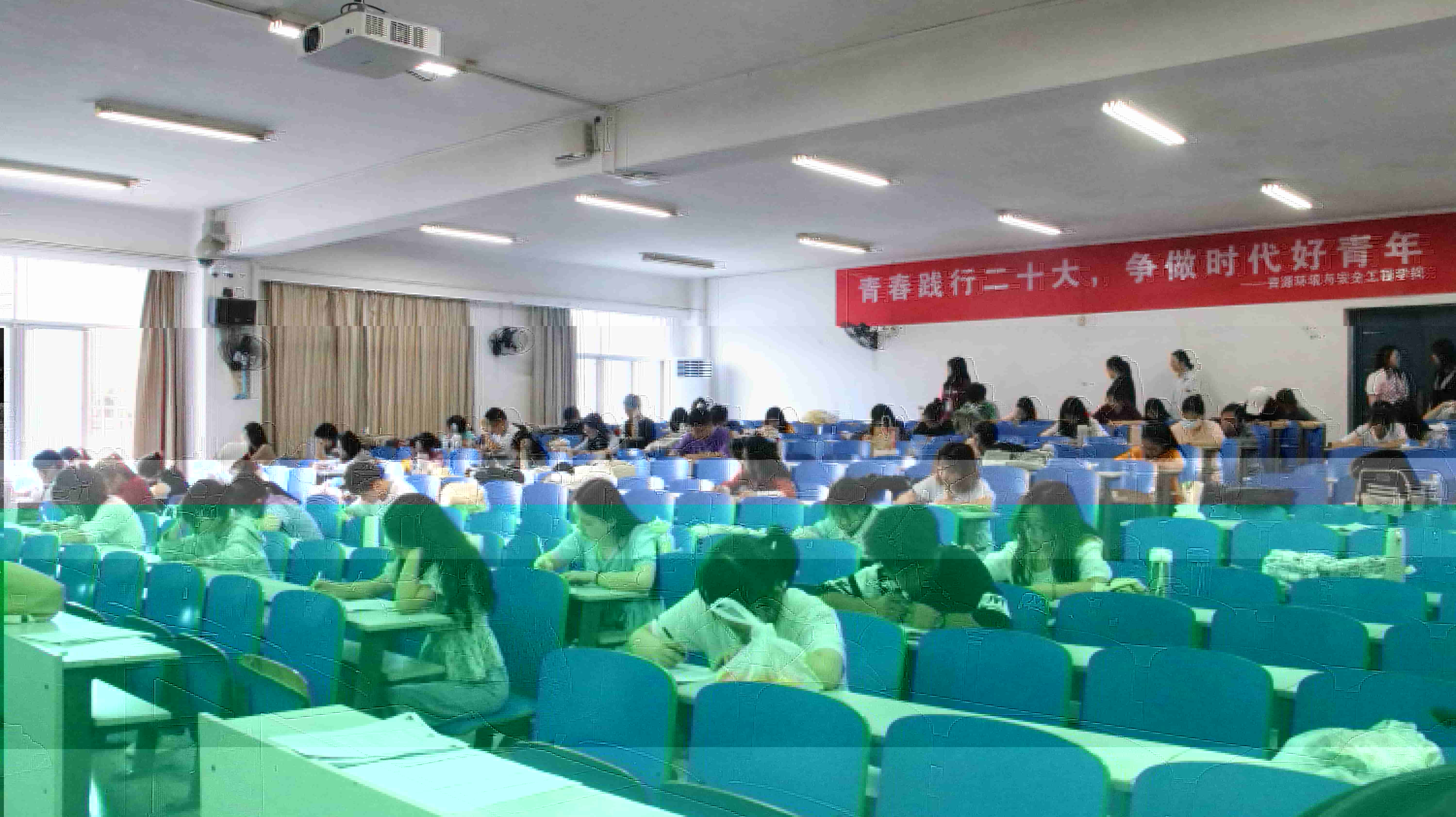 442bbb07adb64327acbf89762ed783d9.jpg